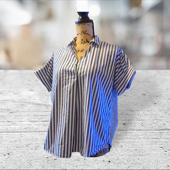 Madewell size S strightly cropped blue and white striped top - Picture 5 of 10
